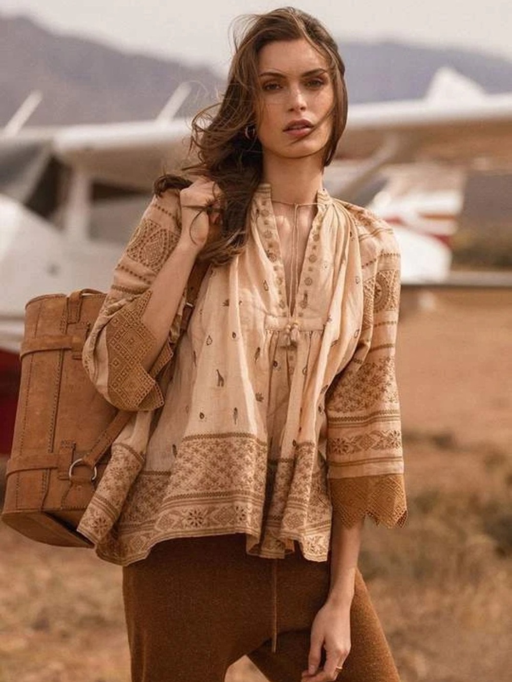 Spell NWT Muwala Beige and Brown Embroidered Boho Tunic Blouse